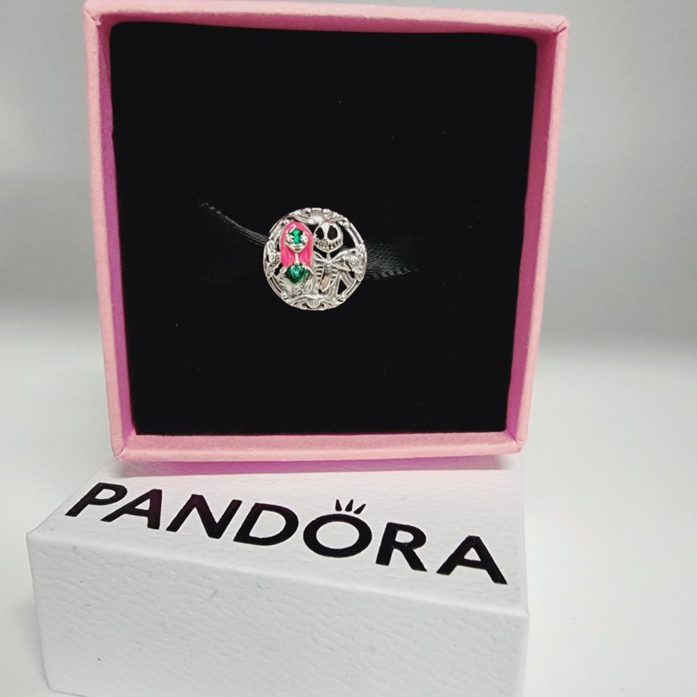 PANDORA Disney The Nightmare Before Christmas Charm
